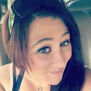 Meet your Posher, Claire